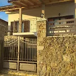 Vila Angelic In The Mountains