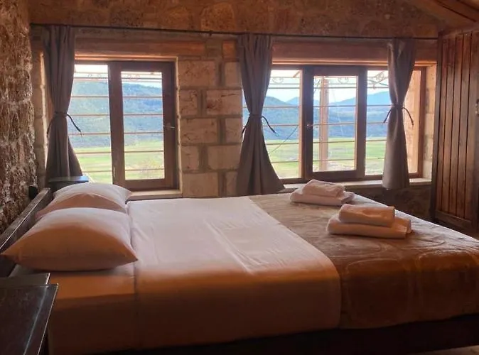 Villa Angelic In The Mountains Kesario