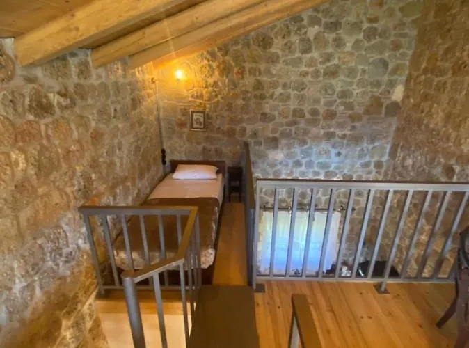 Angelic In The Mountains *