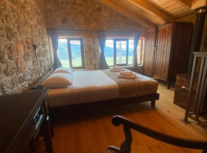 Villa Angelic In The Mountains Kesario